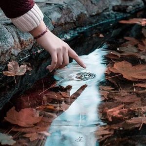دانلود آهنگ دنیا عوض شد و عوض شدم
